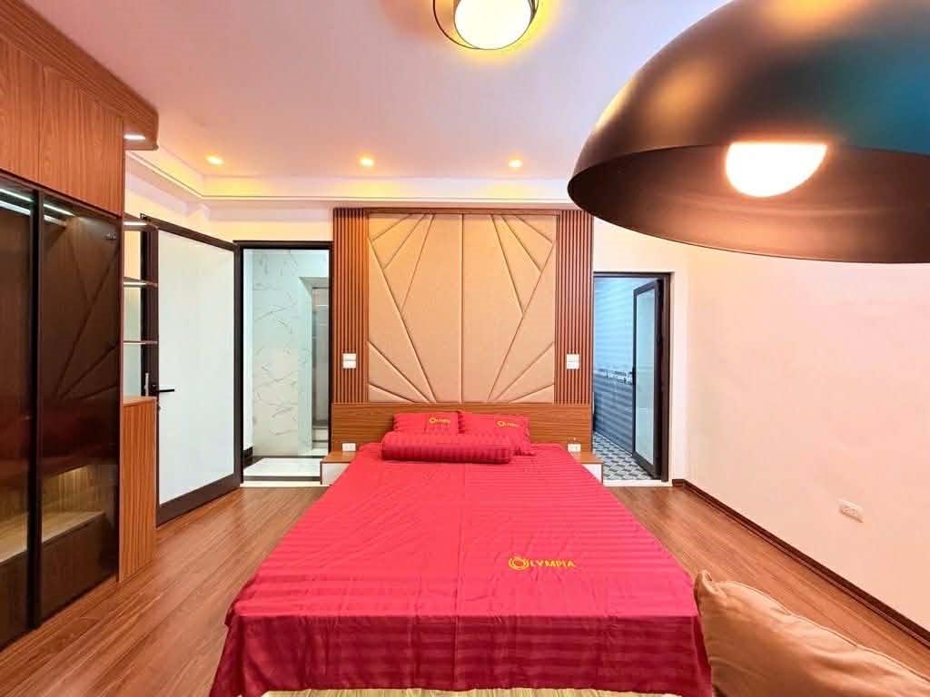 B.Á.N NHÀ GẦN PHỐ TRUNG PHỤNG, XÃ ĐÀN_6T THANG MÁY_40m2 MT RỘNG_NHÀ XÂY MỚI ĐẸP Ở NGAY, hơn 9 tỷ